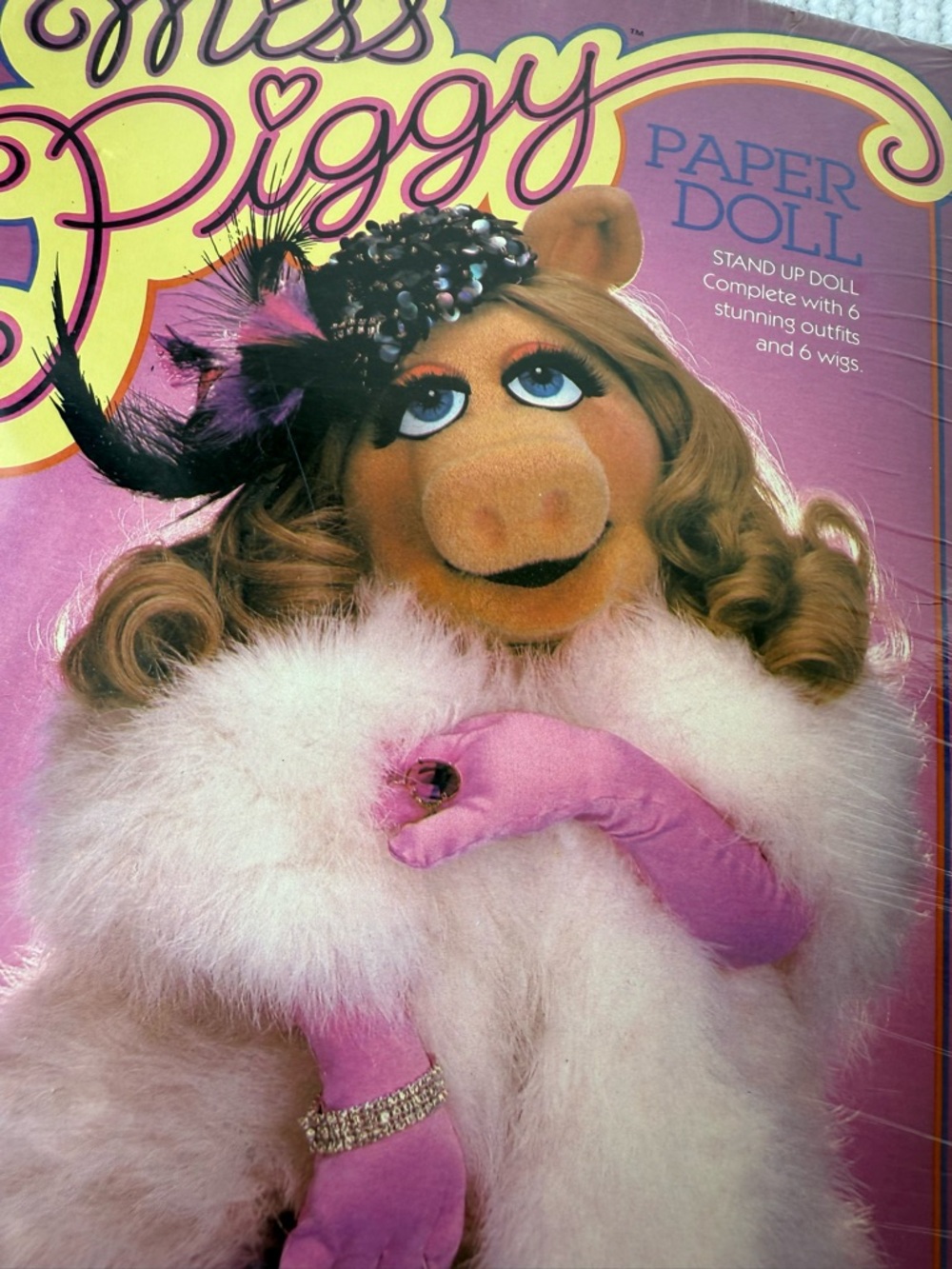 Vintage 1980 Colorforms Miss Piggy Paper Doll Set - Picture 6 of 9